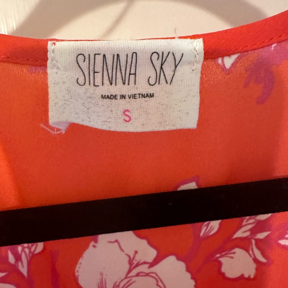 Sienna Sky coral floral boho blouse - Picture 3 of 3